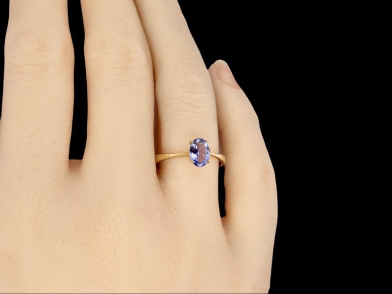 Vintage Tom A single stone Tanzanite dress ring