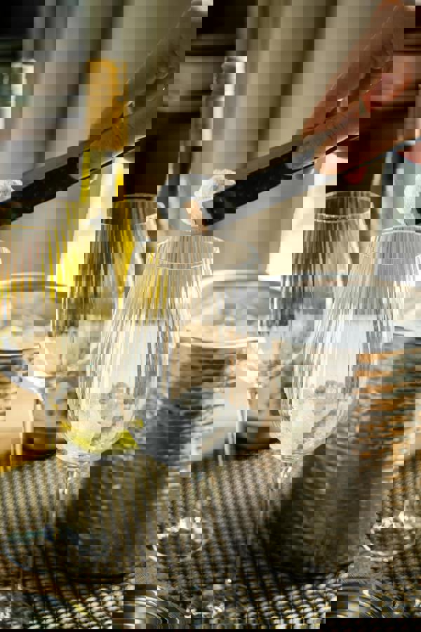 BarCraft Small Hammered Ice Bucket with Lid and Tongs, 1.5L