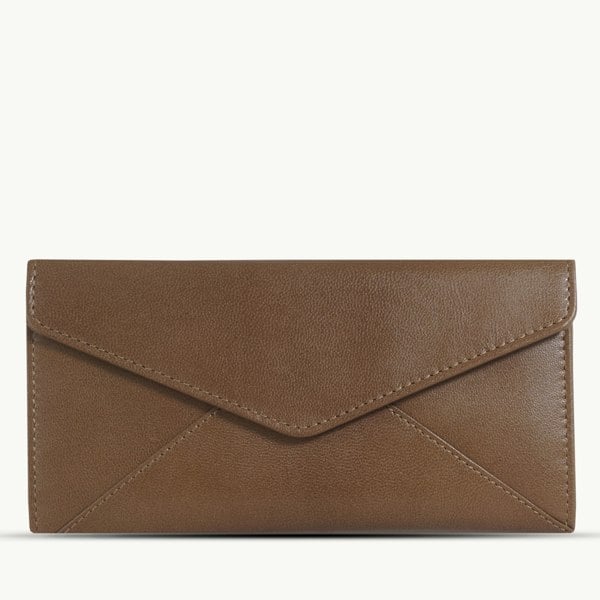 Assots London 'PRESTON' Tan Trifold Vegetable Tanned Real Leather Purse