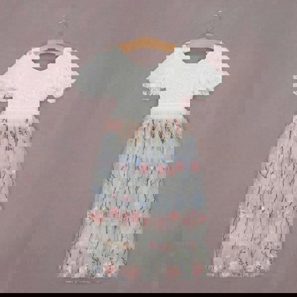 Pretty flower girl dress
