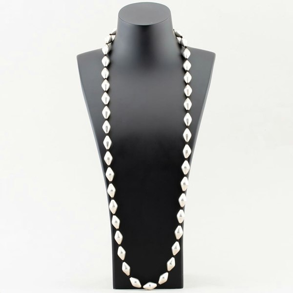 T. H. Baker Silver Giant Bead Necklace NLIS36MB