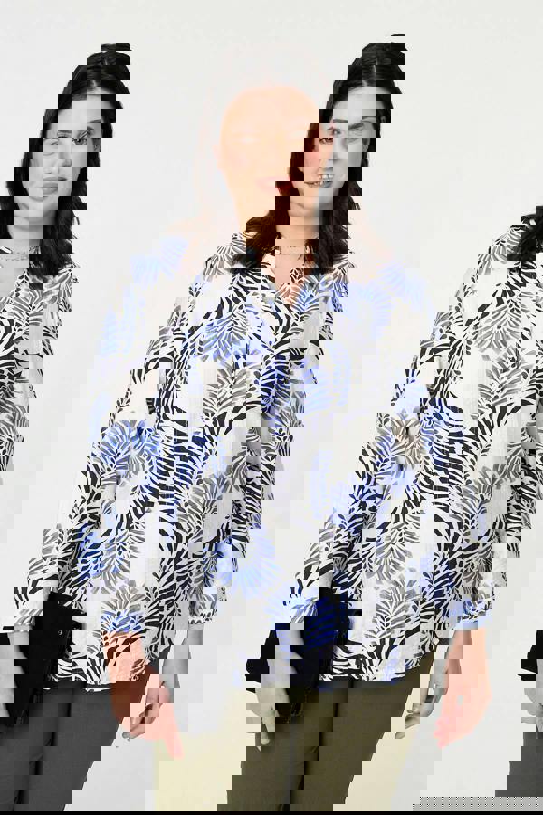 Blue | Curve Printed Turn-Up Sleeve Shirt