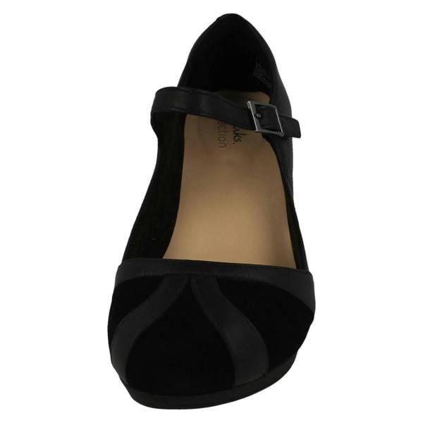Clarks Womens Clarks Heeled Court Shoe With Buckle Ambyr Light