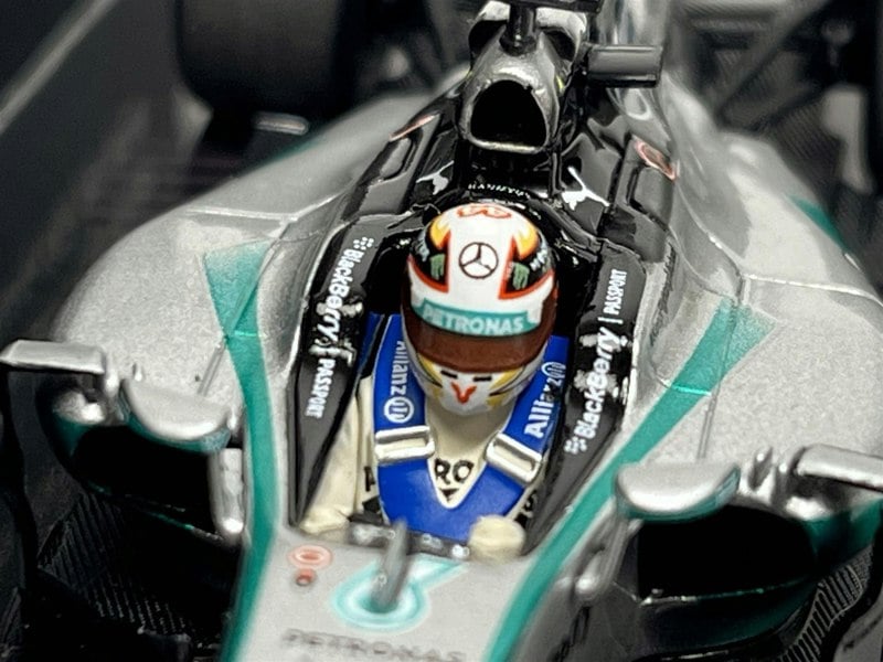 Minichamps Lewis Hamilton WC 2014 Mercedes AMG Petronas F1 Team 1:43 Scale 436140044