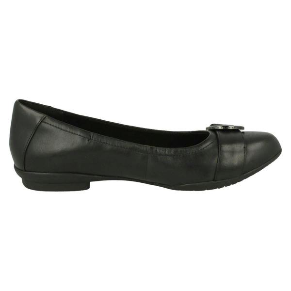 Clarks Ladies Clarks Casual Slip On Flat Shoes Neenah Lark