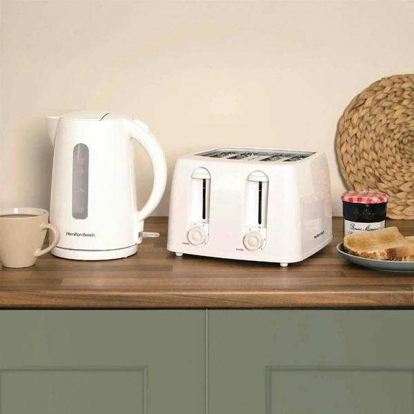 Hamilton Beach Essentials 4 Slice Toaster - White