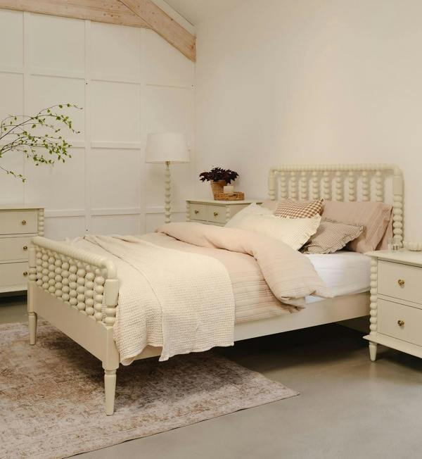 Statement Furniture Cromwell Wooden Bed Frame with Bobbin Design Headboard and Foot End - Linen Cream