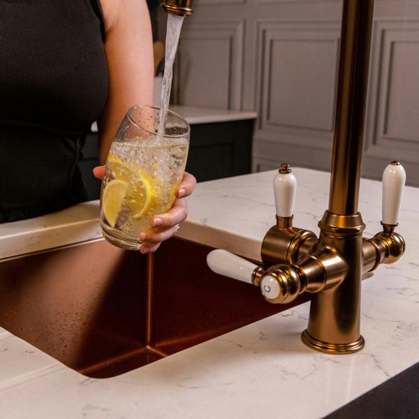 Flode korsa | Traditional Cruciform Style 3 in 1 Instant Boiling Tap | White Ceramic Levers | Brushed Copper Finish