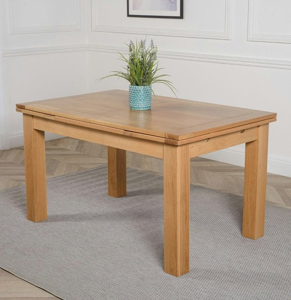 That's Furniture Richmond Solid Oak Extendable Dining Table - 140 to 220cm