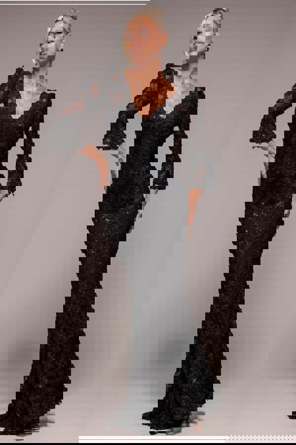 Scalloped Lace Maxi Dress - Black DR3897