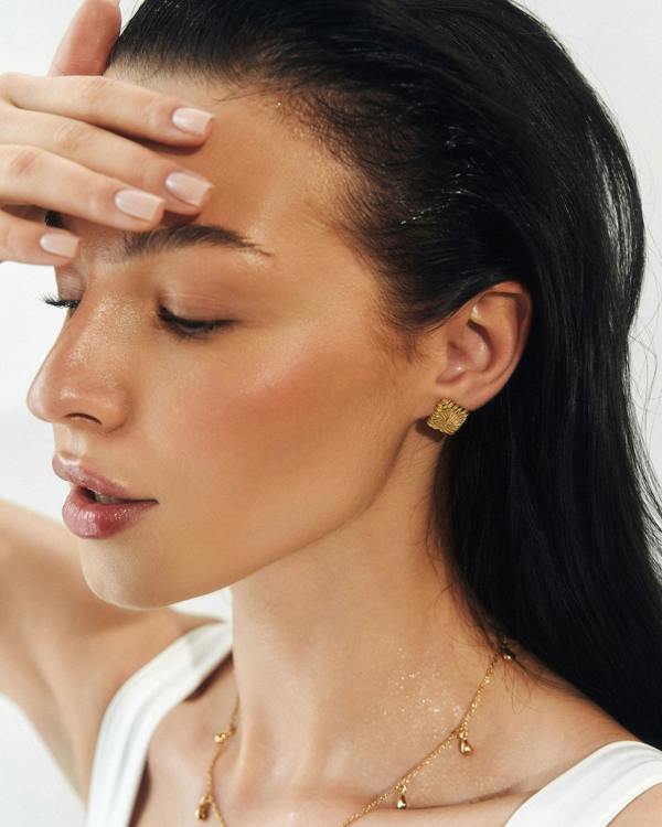 Elk & Bloom Knotted Dream Chunky Square 15K Gold Plated Stud Earrings
