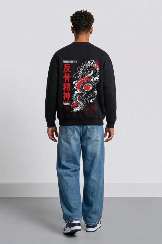 London Attitude Oversized Tokyo After Dark Graphic Sweatshirt in Black