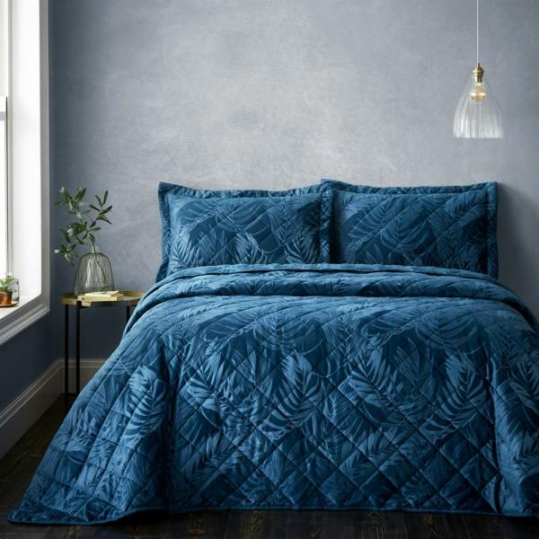 Woburn Teal Bedspread Set 254x254cm