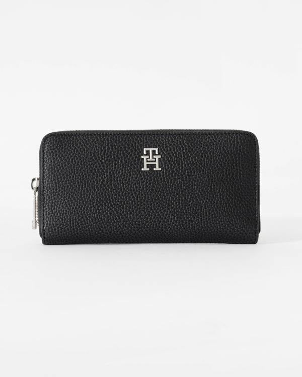 Tommy Hilfiger TH Emblem Womens Large Zip Bag - Black