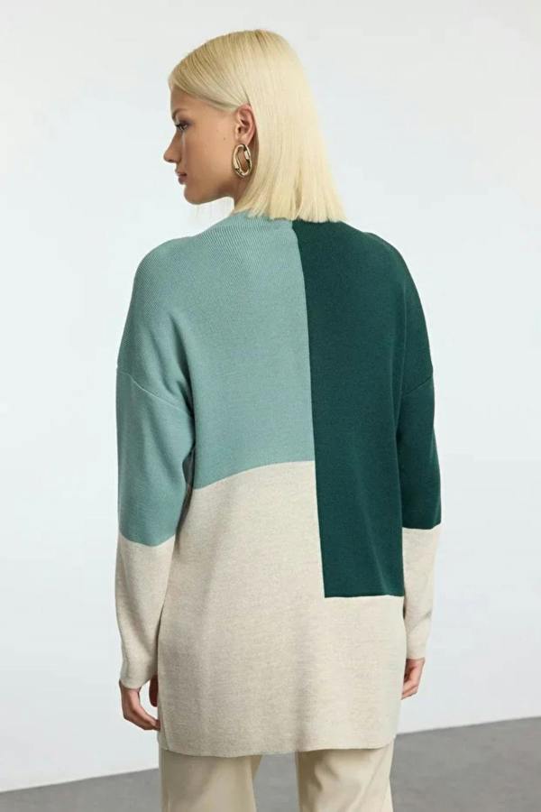 Hoxton Gal Blocked High Neck Knit Sweater