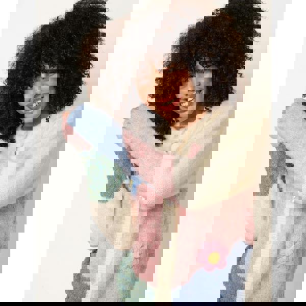 Blue Vanilla Round Neck Button Flower Cardigan