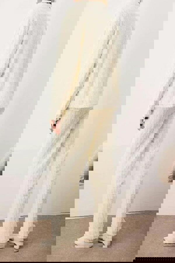 WOVCOR 2-Piece Buttoned Pocketed Knitted Pajama Set with Floral Embroidery