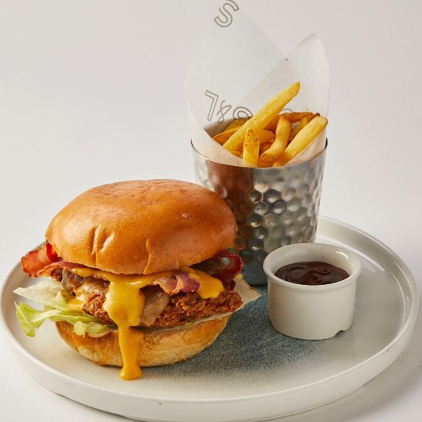 Virgin Experience Days Three Course Meal with a Prosecco or Beer for Two at Slug & Lettuce