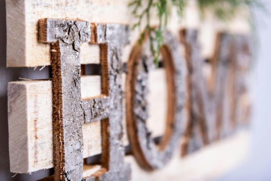 Shatchi 20x40cm Wooden HOME Letters Sign Christmas Wall Frame Decoration for Festive Indoor Display