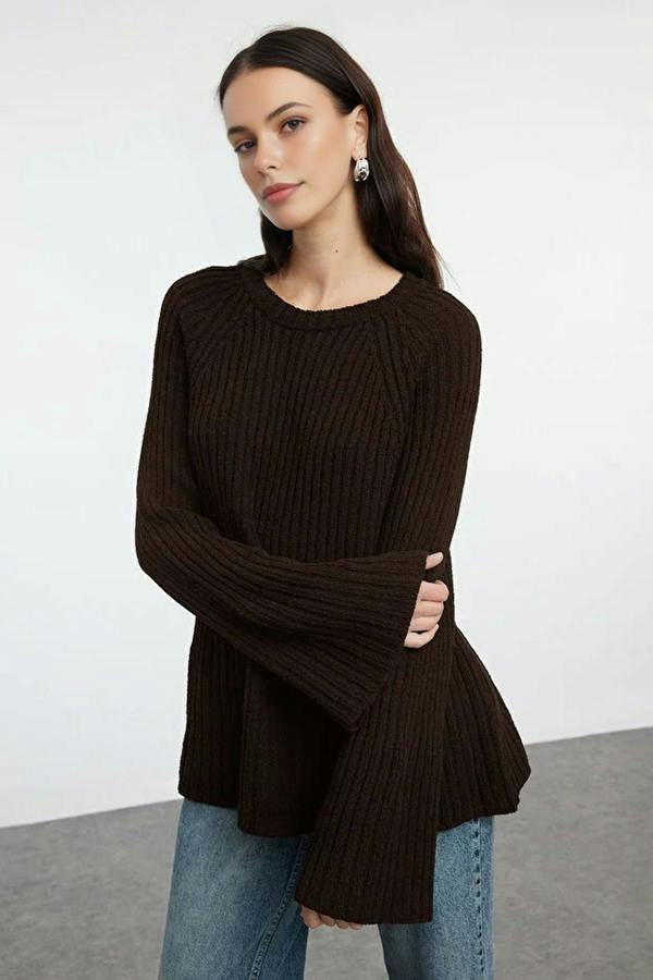 WOVCOR Loose Fit Cotton Knit Sweater with Peplum Detail