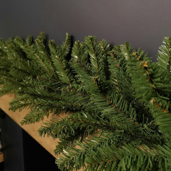 Samuel Alexander 270cm (9ft) Plain Green Kateson Fir Green Christmas Garland with 180 tips