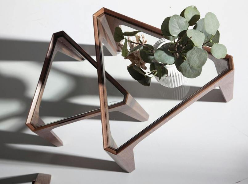 Angel Cerdá Triangular Corner Table in Tempered Glass and Walnut 2106