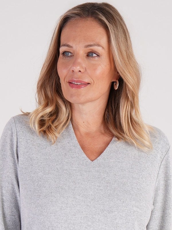 PennyPlain Super Soft High Back V Neck Top - Malt