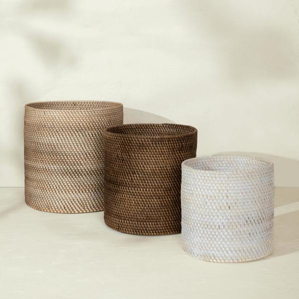 Handwoven rattan planter wicker flower pot with metal insert