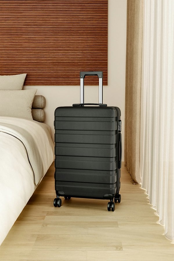 Living and Home Hardshell Rolling Luggage Trolley Travel Case, 20" Black