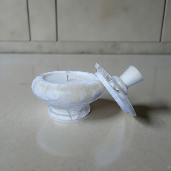 Ralph’s Orchard Repurposed Stone Trinket Dish Candle – Oro Verde