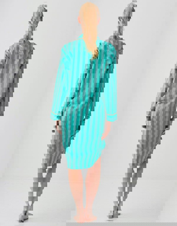 British Boxers Women's Crisp Cotton Nightshirt – New York Turquoise Stripe