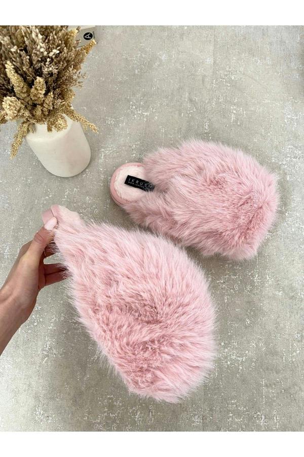 Mildred Fluffy Faux Fur Winter Sandals - Pink