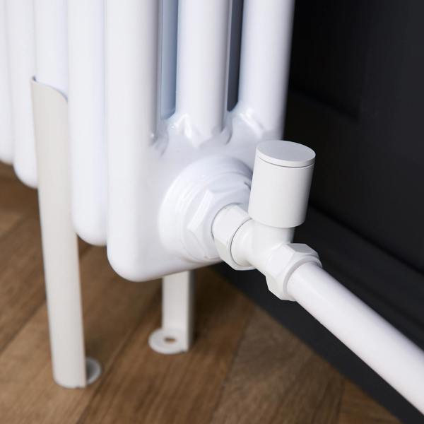 Flode Straight Round Manual Radiator Valve Pack | 15mm x 1/2″ | Matt White