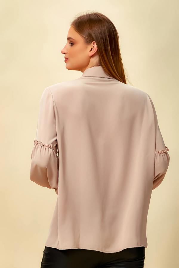 Hoxton Gal Patchwork Sleeves Shirt in Light Pink