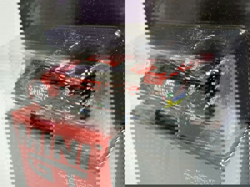 Mini GT Nissan Z GT500 #3 2023 Super GT Series 1:64 Scale Mini GT MGT00765BL