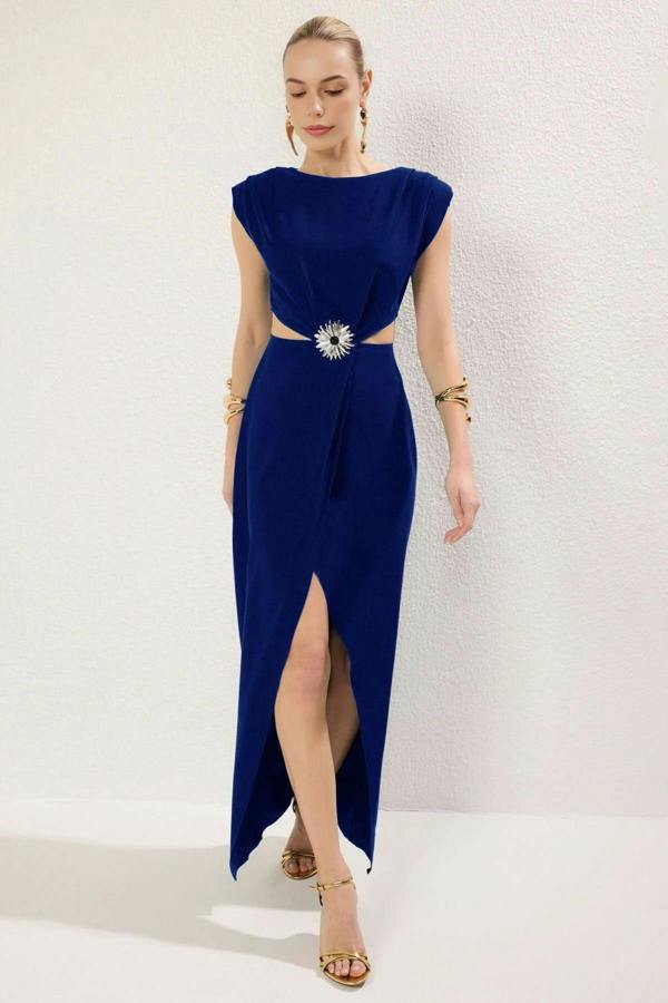 WOVCOR Woven Long Elegant Evening Dress with Accessory Details