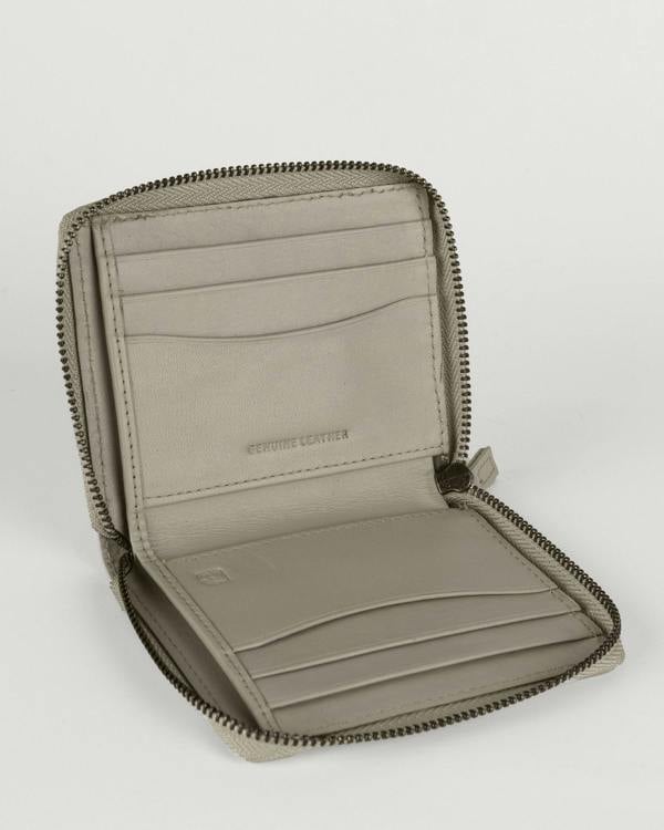 Larsson & Co Zip Up Leather Wallet