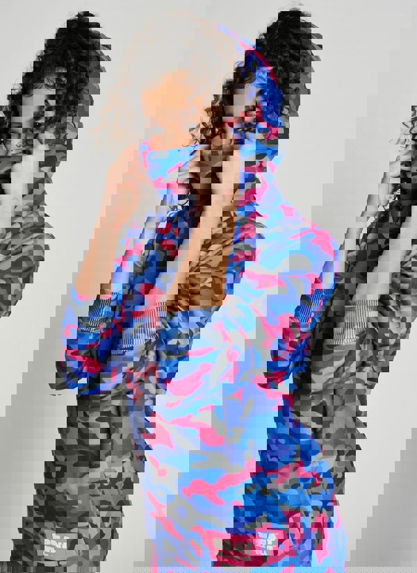 Beat Girlz Club Springboard SNOODY™ -  Shocking Pink Camo