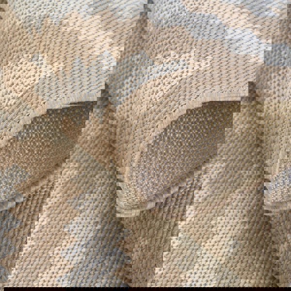 Outdoor Rug Diamond Design Beige and White | The Rugs
