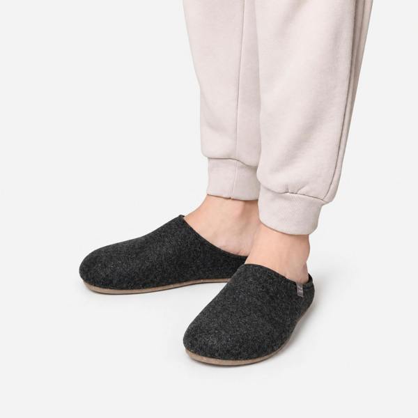 Toni Pons NEO-FR Mules in Black