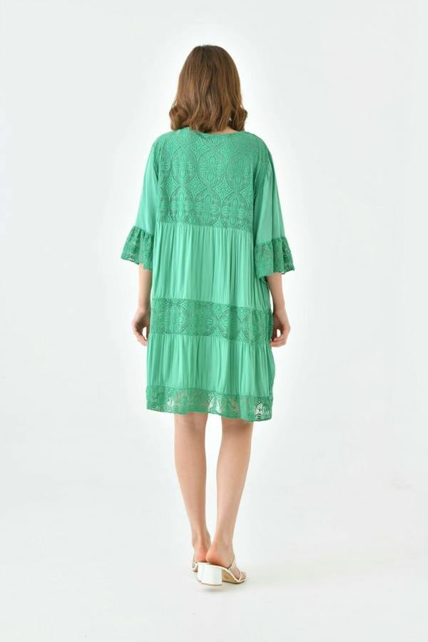 Hoxton Gal Oversized 3/4 Sleeves Lace Detailed V Neck Mini Dress in Green