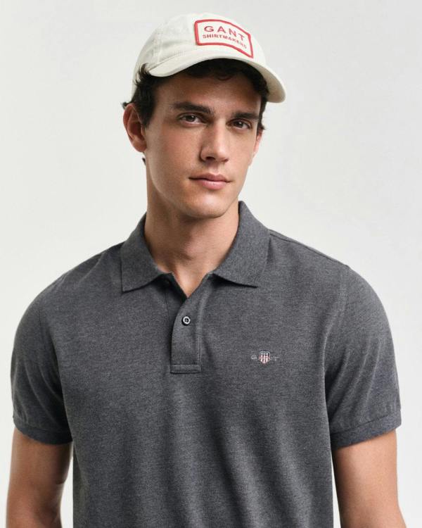 GANT Mens Regular Fit Short Sleeve Shield Logo Pique Polo - 95 Anthracite Melange - CHO - Designer Mens Short Sleeve Polo Shirts