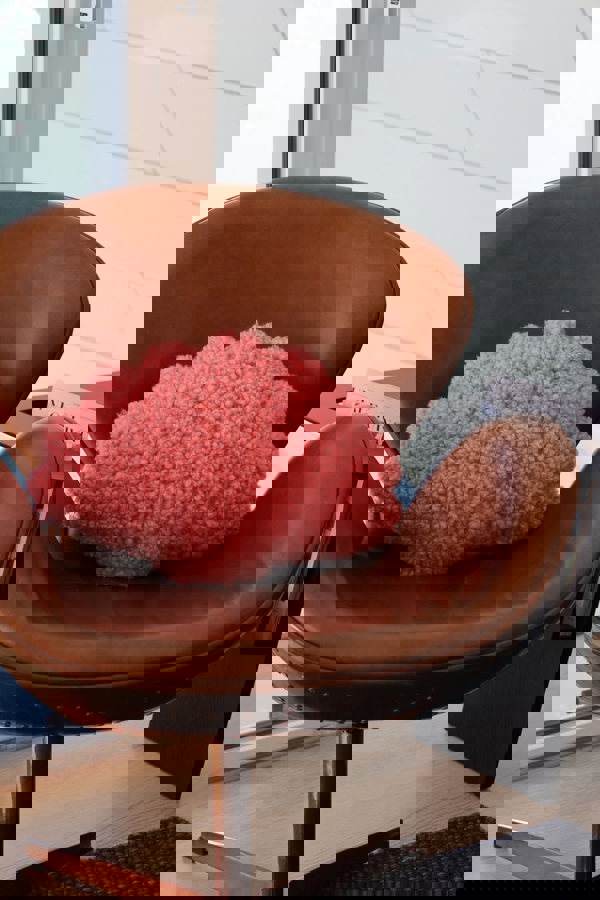 Shell Cushion | Small | 35x50 cm