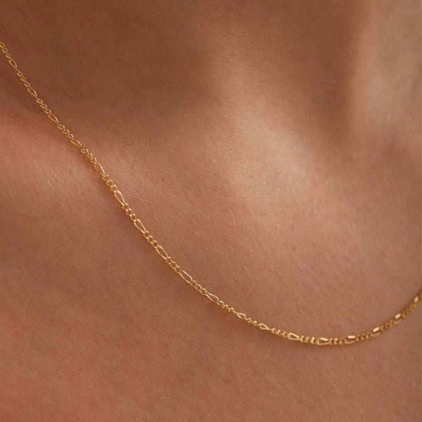 Spero London 9ct Solid Gold Italian Fine Figaro Chain Necklace
