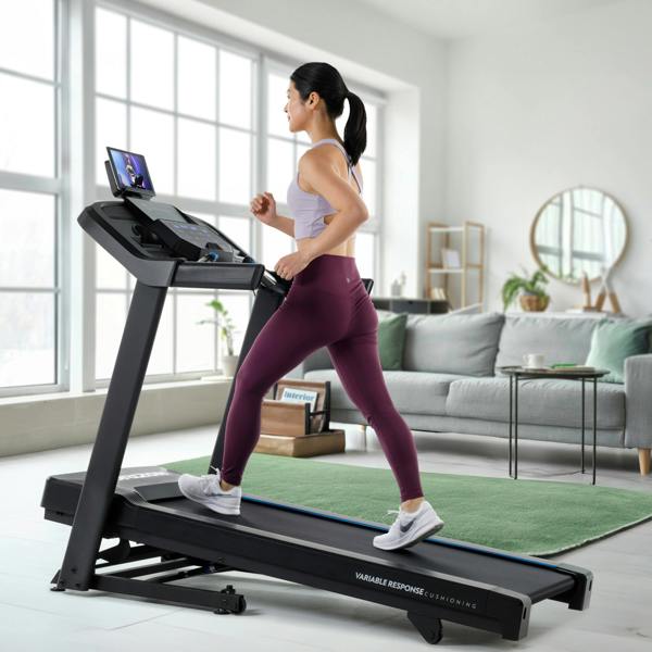 Horizon 5.0AT @ Zone Treadmill - uk.johnsonfitness.com