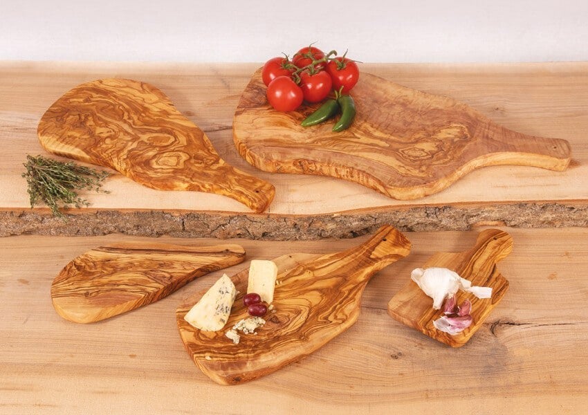 Verano-Ceramics-Olive-Wood-Boards-with-Handles-Group-1