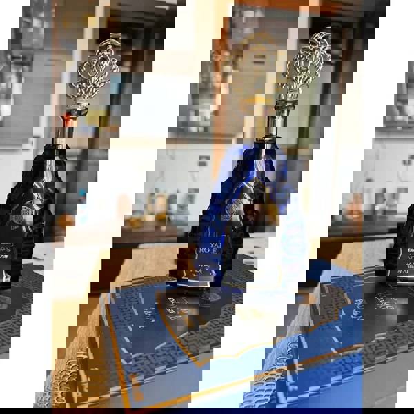 Adyan Royale Exclusif 100ml Extrait bottle on box