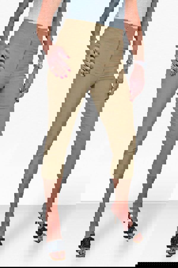 Paulo Due Women's Slim Cropped Capri Stretch Trousers