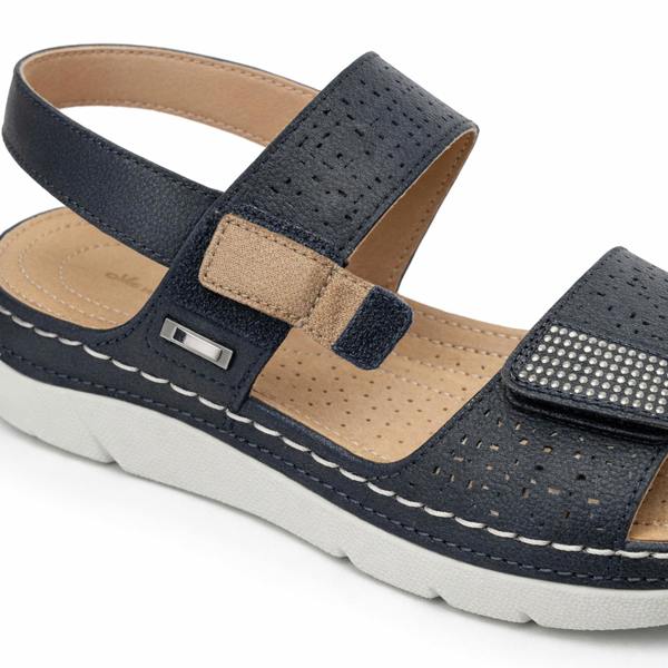 Boulevard L844 Slingback Sandals in Black