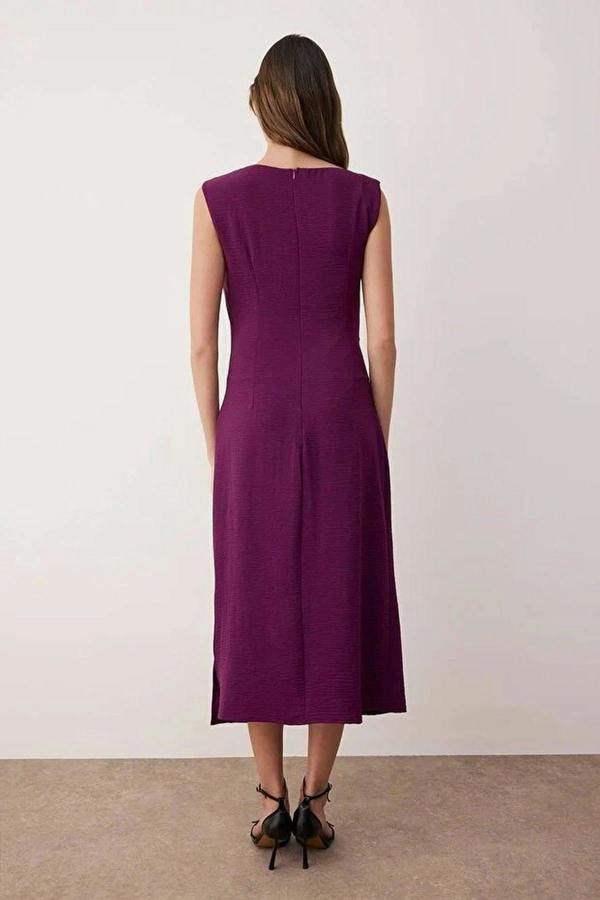 WOVCOR Accessory Detailed Midi Woven Dress